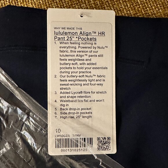NWT ~ lululemon Align Pants 25" w/ pockets - Navy Size 10 - Picture 5 of 6